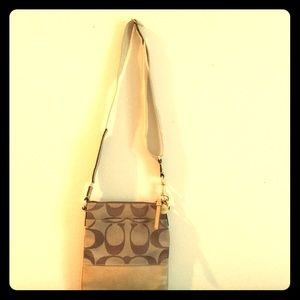 Simple Coach, crossover bag!